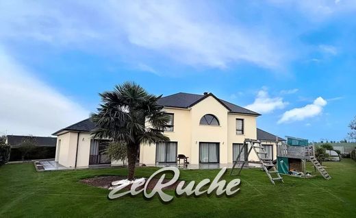 Luxury home in Souleuvre en Bocage, Calvados