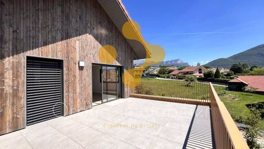 Apartment in Annecy, Haute-Savoie