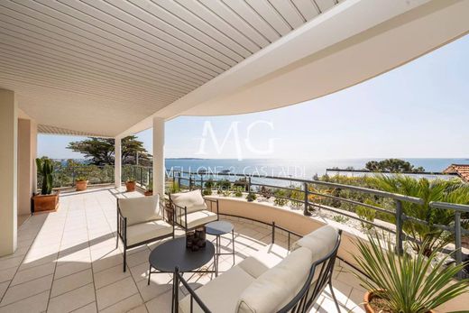 Apartment in Cannes, Alpes-Maritimes