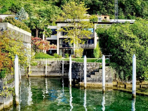 Villa in Bissone, Lugano