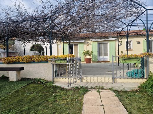 Maison de luxe à Arles, Bouches-du-Rhône