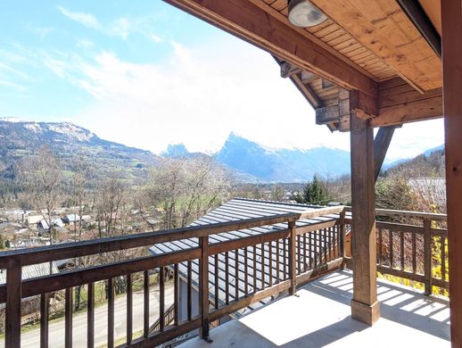 山间木屋  Morillon, Haute-Savoie