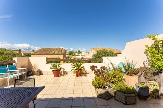 Apartment in Saint-Cyprien, Pyrénées-Orientales
