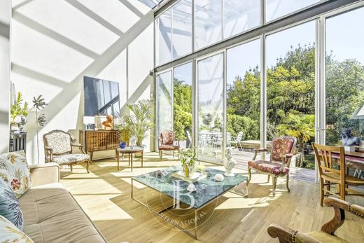 Luxury home in Bordeaux, Gironde