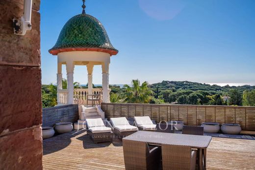 Apartment / Etagenwohnung in Saint-Tropez, Var