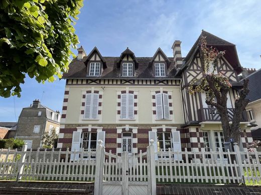 Luxus-Haus in Cabourg, Calvados