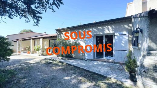 Casa de lujo en Saint-Cannat, Bocas del Ródano