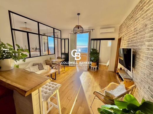 Apartment / Etagenwohnung in Cap-d'Ail, Alpes-Maritimes