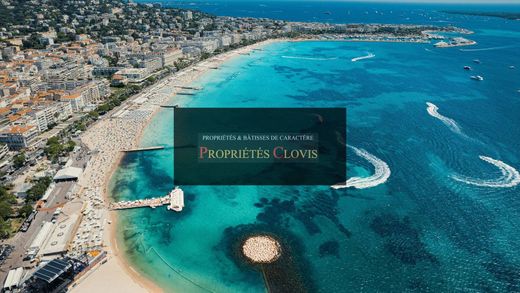 Complesso residenziale a Cannes, Alpi Marittime