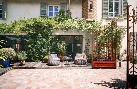 Casa di lusso a Charbonnières-les-Bains, Rhône