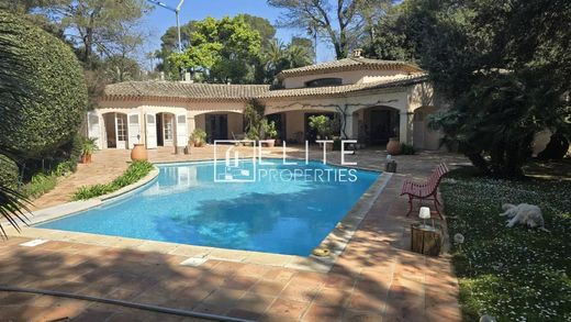Luxury home in Mougins, Alpes-Maritimes