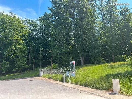 ‏קרקע ב  Gif-sur-Yvette, Essonne