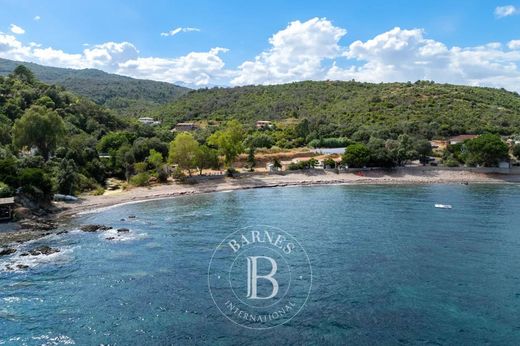 Luxury home in Solenzara, South Corsica