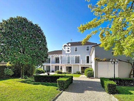 Luxury home in Les Herbiers, Vendée