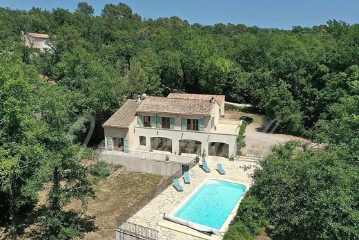 Villa in Saint-Paul-en-Forêt, Var