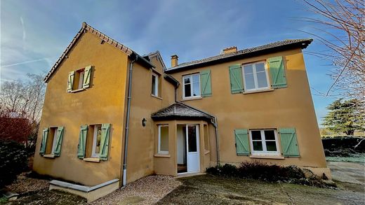 Luxe woning in Orgeval, Yvelines