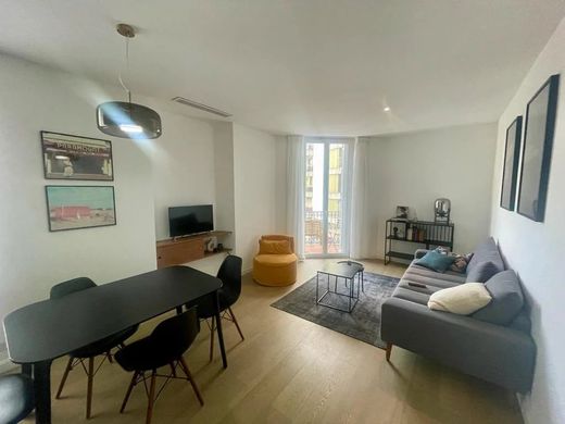 Apartment / Etagenwohnung in Cannes, Alpes-Maritimes