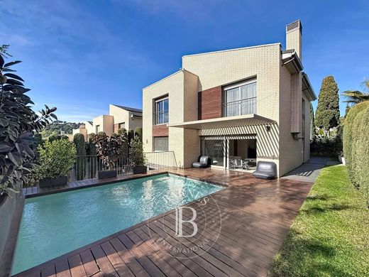 Luxus-Haus in Vilassar de Dalt, Provinz Barcelona