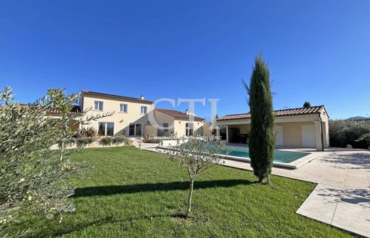 Luxury home in Vaison-la-Romaine, Vaucluse