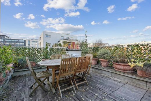 Duplex à Courbevoie, Hauts-de-Seine