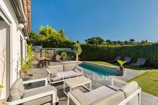 Luxury home in Mougins, Alpes-Maritimes