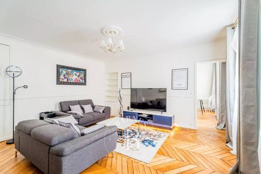 Apartment / Etagenwohnung in Champs-Elysées, Madeleine, Triangle d’or, Paris