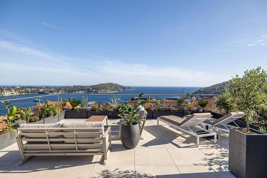 Apartment / Etagenwohnung in Villefranche-sur-Mer, Alpes-Maritimes