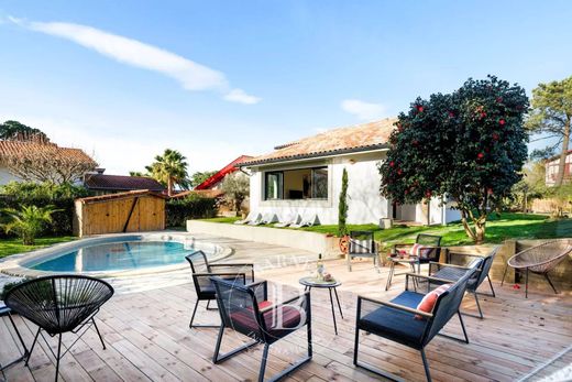 Casa di lusso a Anglet, Pirenei atlantici