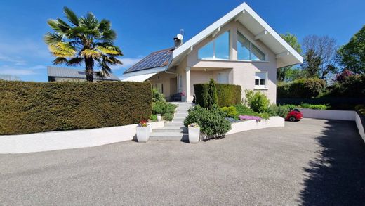 Maison de luxe à Rumilly, Haute-Savoie