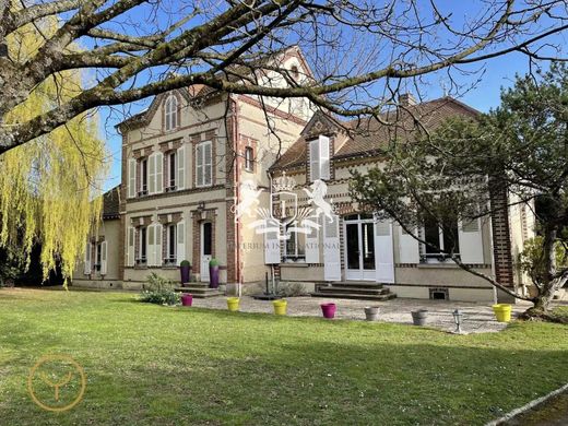 Casa de lujo en Villiers-sur-Seine, Sena y Marne