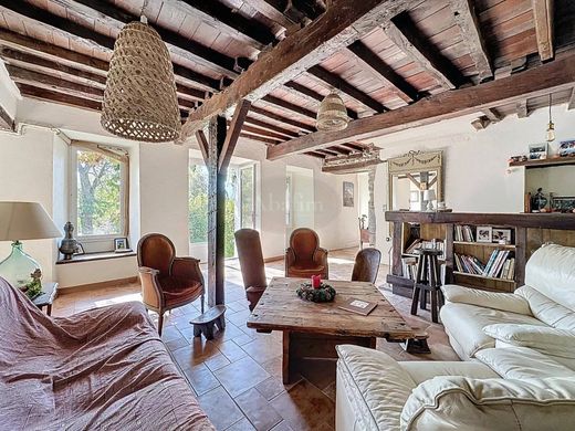 Saray Lourdes, Hautes-Pyrénées