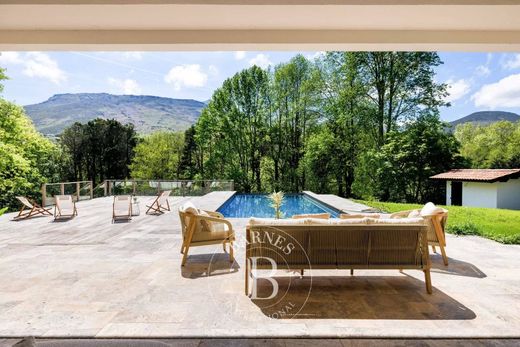 Luxury home in Ascain, Pyrénées-Atlantiques