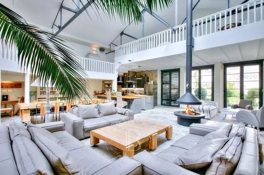 Villa in Cannes, Alpes-Maritimes