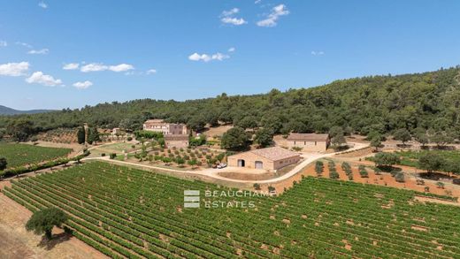 Villa in Saint-Maximin-la-Sainte-Baume, Var