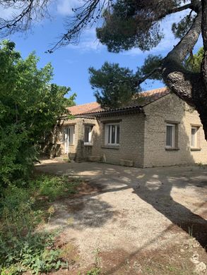 Casa di lusso a L'Isle-sur-la-Sorgue, Vaucluse