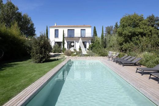 Maison de luxe à Maussane, Bouches-du-Rhône