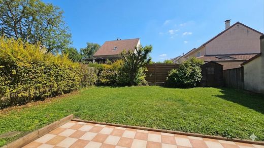 Luxury home in Saint-Brice-sous-Forêt, Val d'Oise