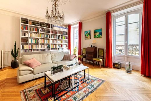 Nantes, Loire-Atlantiqueのアパートメント