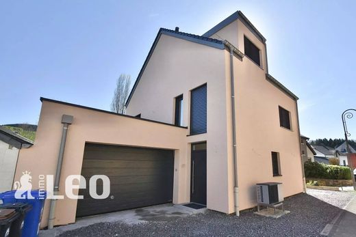 منزل ﻓﻲ Winseler, Wiltz