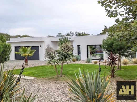 Luxury home in Lanildut, Finistère
