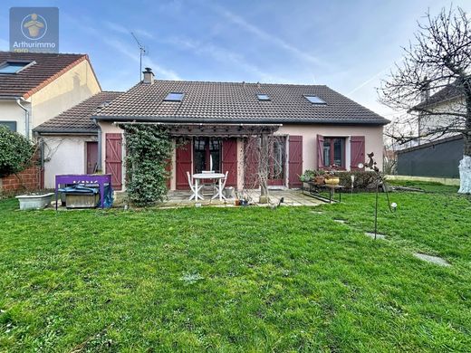 Casa de lujo en Yerres, Essonne