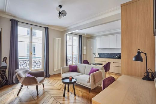 Apartment in Montorgueil, Sentier, Vivienne-Gaillon, Paris