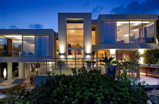 Saint-Jean-Cap-Ferrat, Alpes-Maritimesのヴィラ
