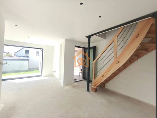 Apartment in Geispolsheim, Bas-Rhin