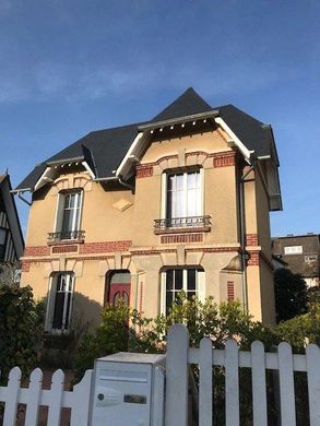 Luxury home in Houlgate, Calvados