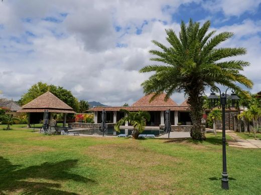 Villa a Tamarin, Black River District