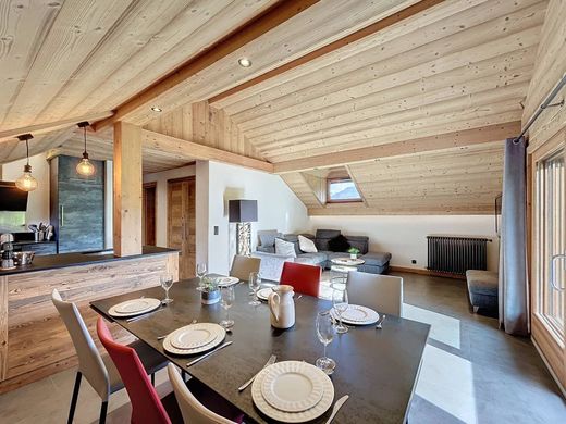 Apartment / Etagenwohnung in Combloux, Haute-Savoie