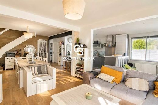 Luxury home in La Teste-de-Buch, Gironde