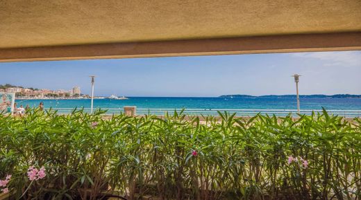 Apartment / Etagenwohnung in Sainte-Maxime, Var