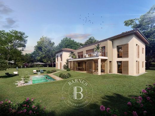 Teren w Écully, Rhône